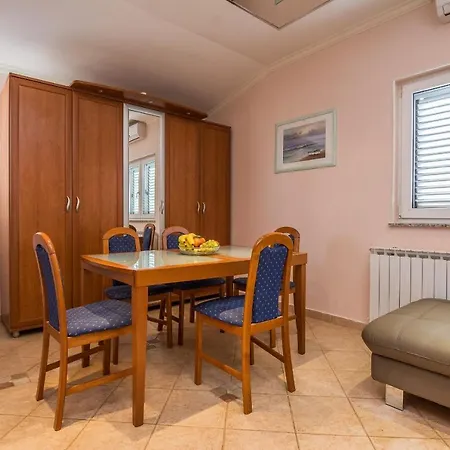 By The Sea - Kozjak, - 19117 Apartamento